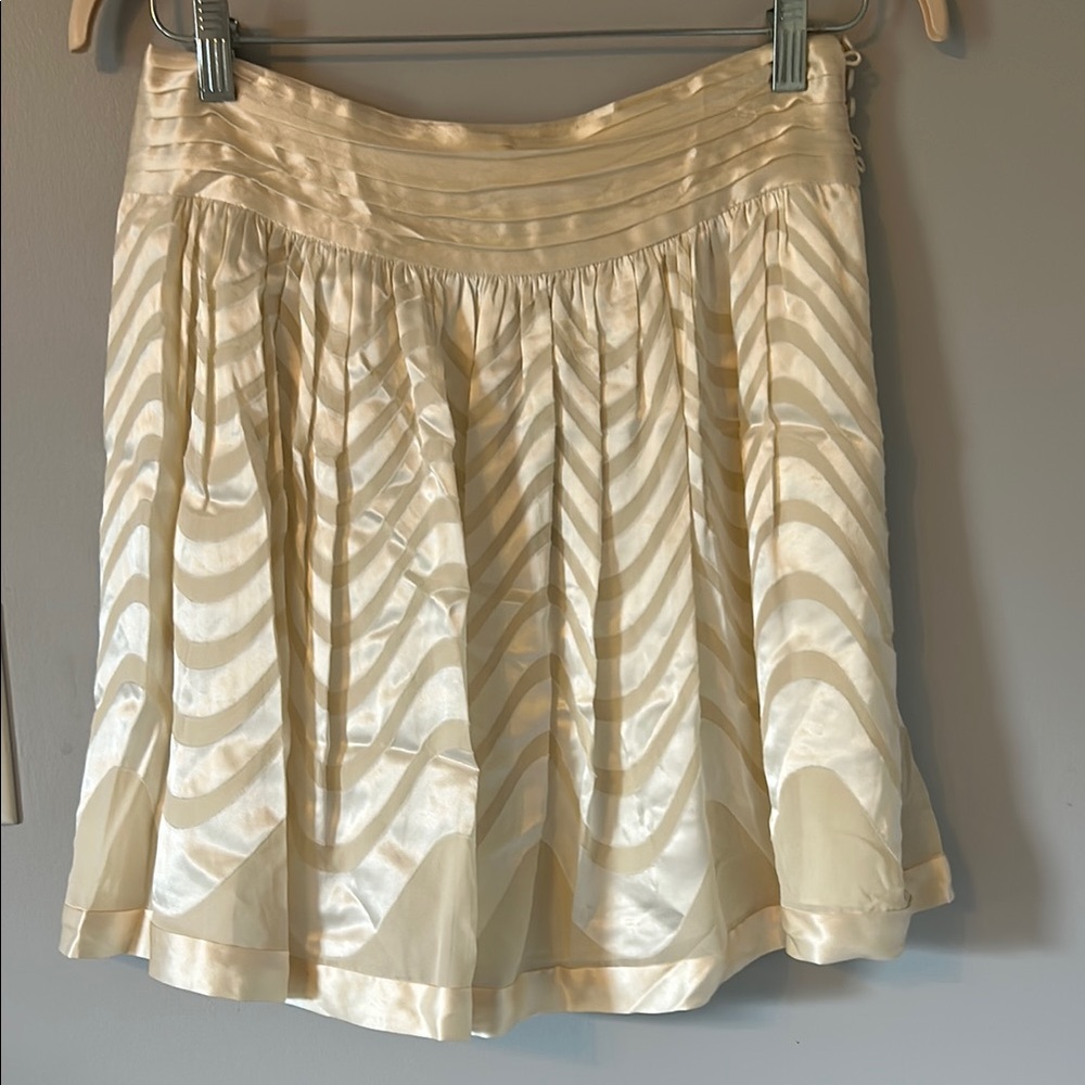 BCBGMaxAzria Gold Bubble Mini Skirt Pleated Cocktail